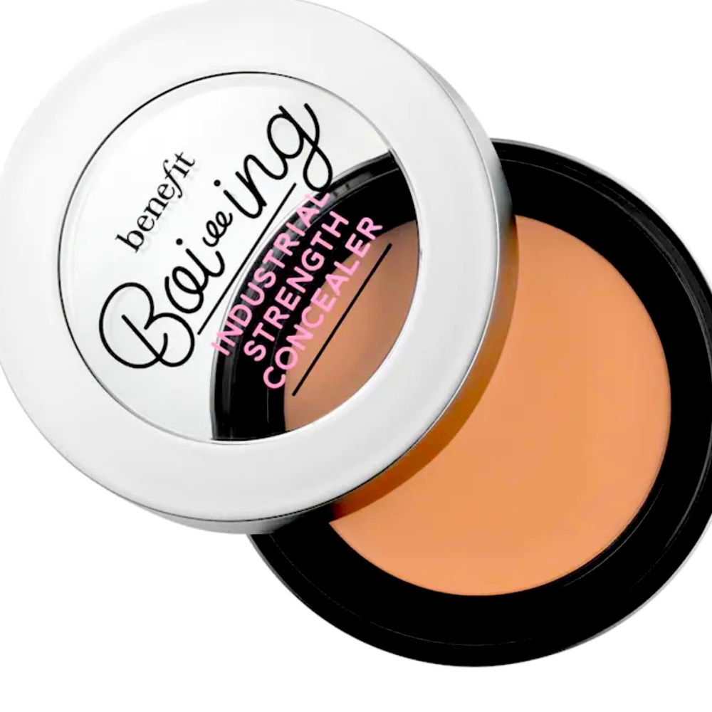 Two new in box Benefit Boiing industrial strength concealer 04